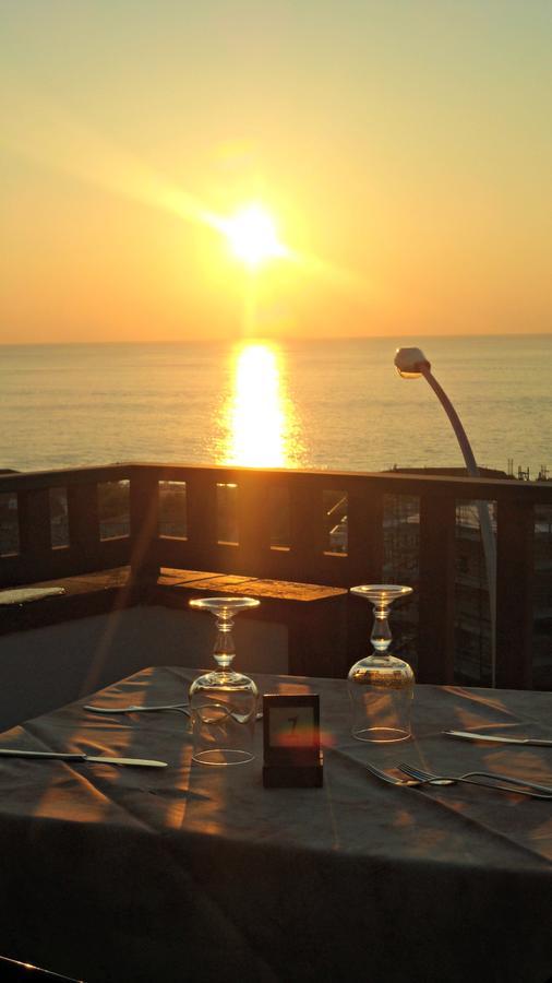 San Carlo - Terrazzo Sul Mare Con Ristorante E Pizzeria Bed and Breakfast Zambrone Εξωτερικό φωτογραφία