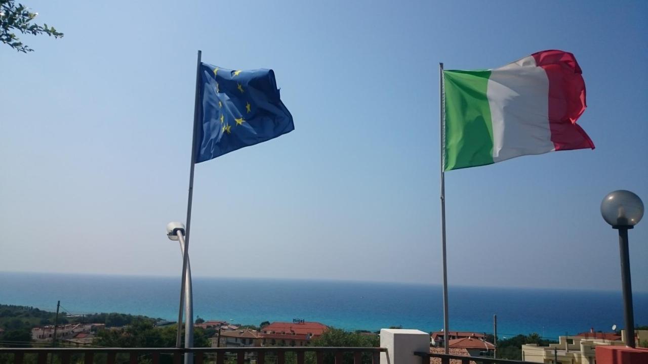 San Carlo - Terrazzo Sul Mare Con Ristorante E Pizzeria Bed and Breakfast Zambrone Εξωτερικό φωτογραφία